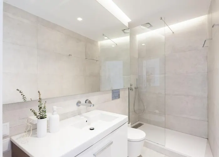 Alfama Charming With Amazing River View And Terrace *