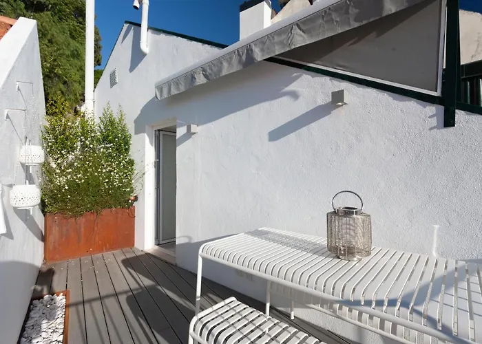 Alfama Charming With Amazing River View And Terrace 리스본